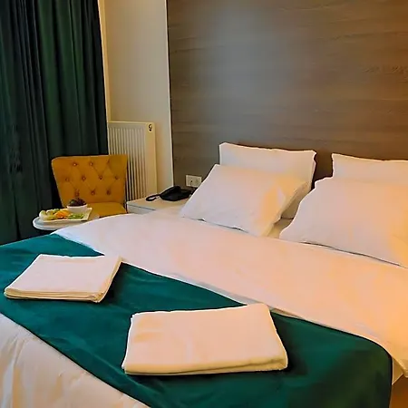 Musk 4*