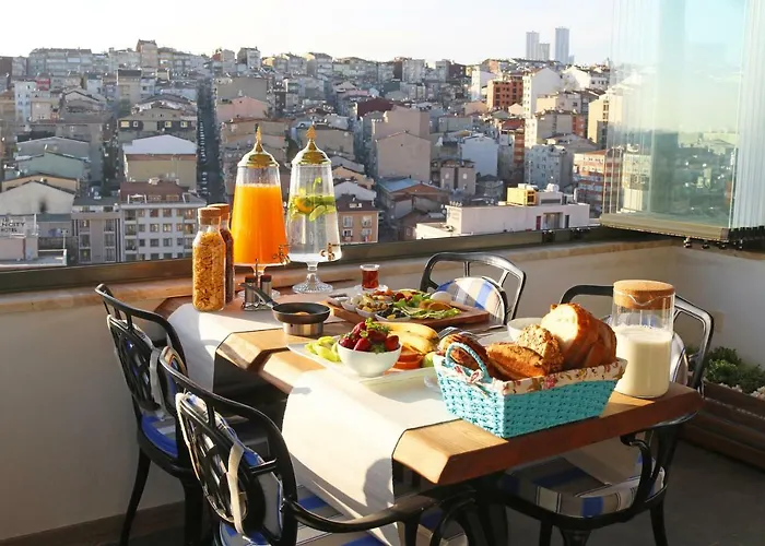 Musk Κωνσταντινούπολη