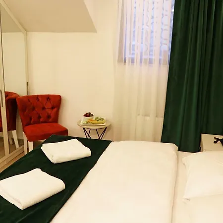 Hotel Musk